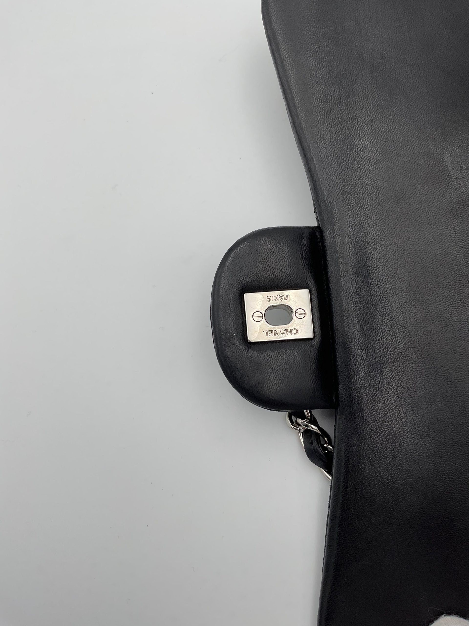 CHANEL Timeless Classique Jumbo Handbag