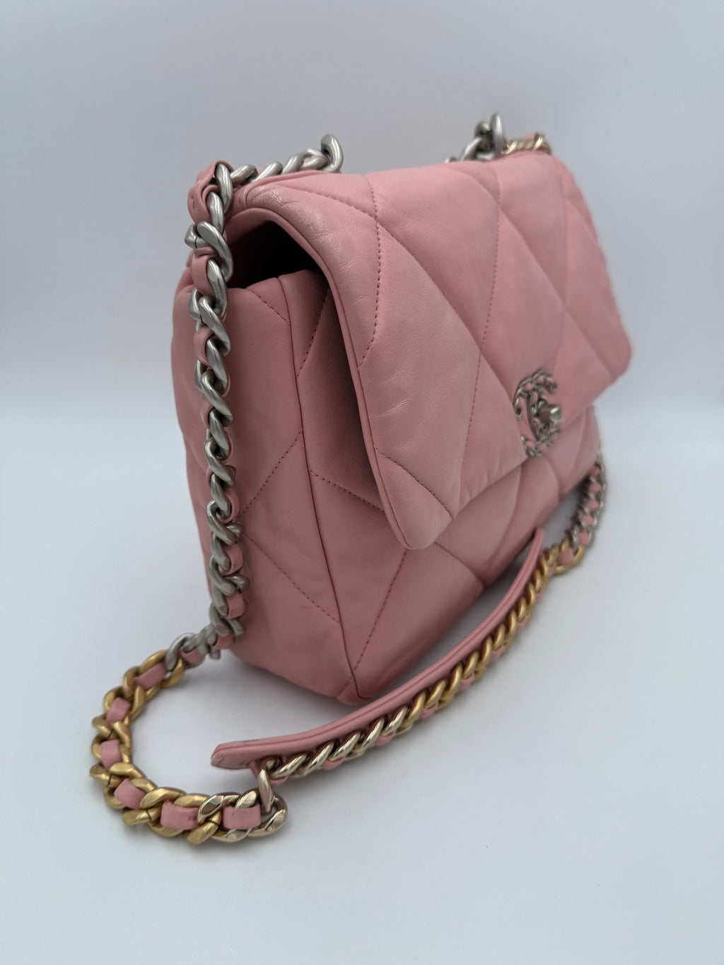 CHANEL 19 Medium Pink Handbag