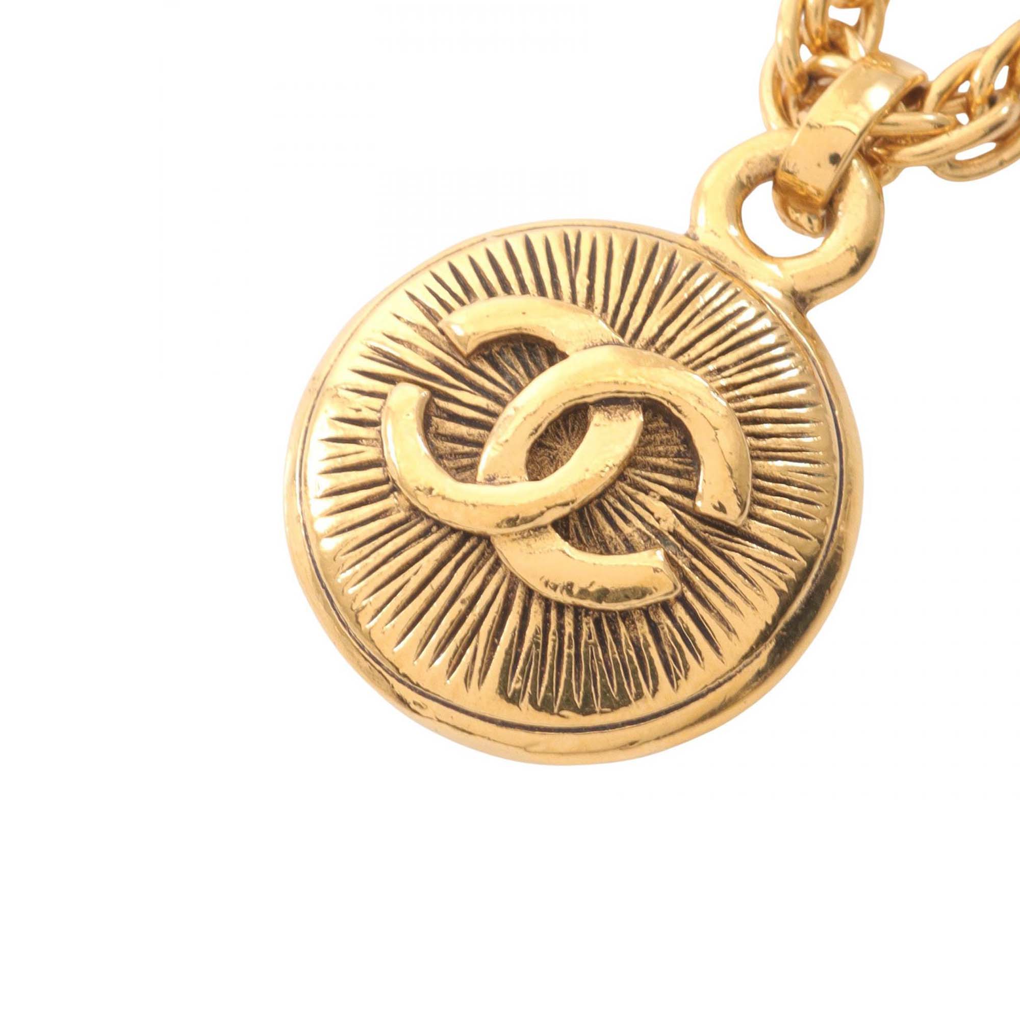 Gold Plated CC Round Pendant Necklace