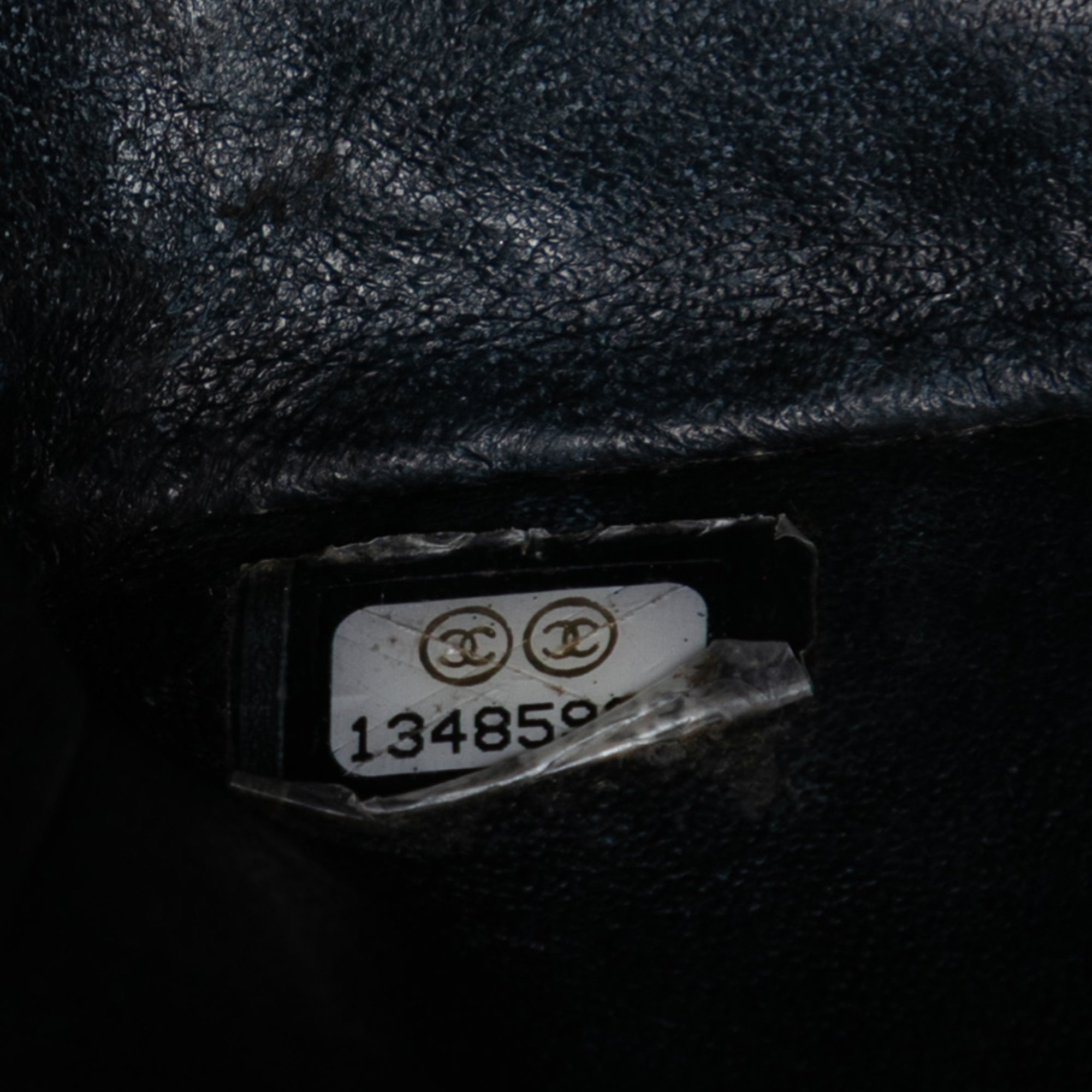 Medium Classic Caviar Double Flap