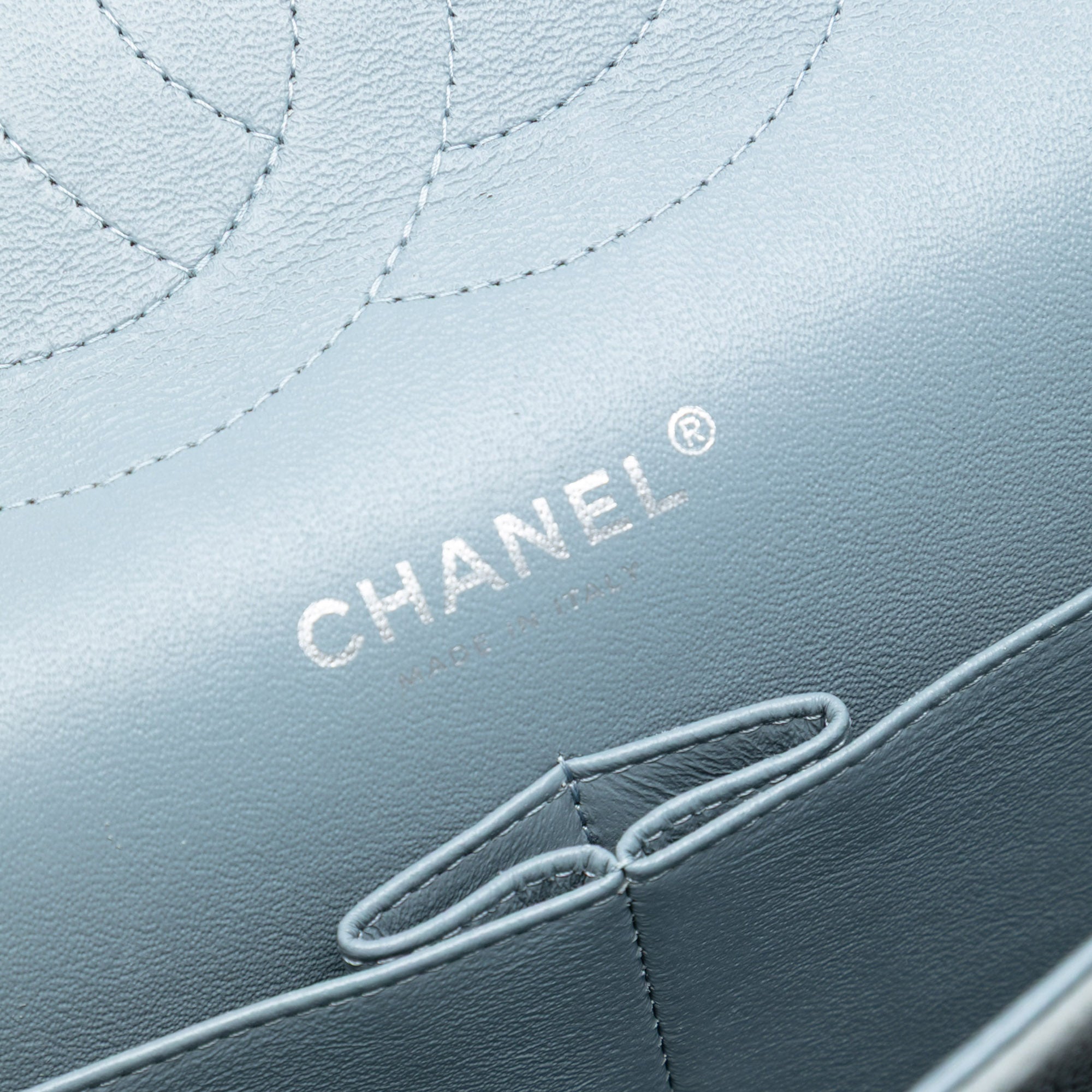 Jumbo Classic Caviar Double Flap