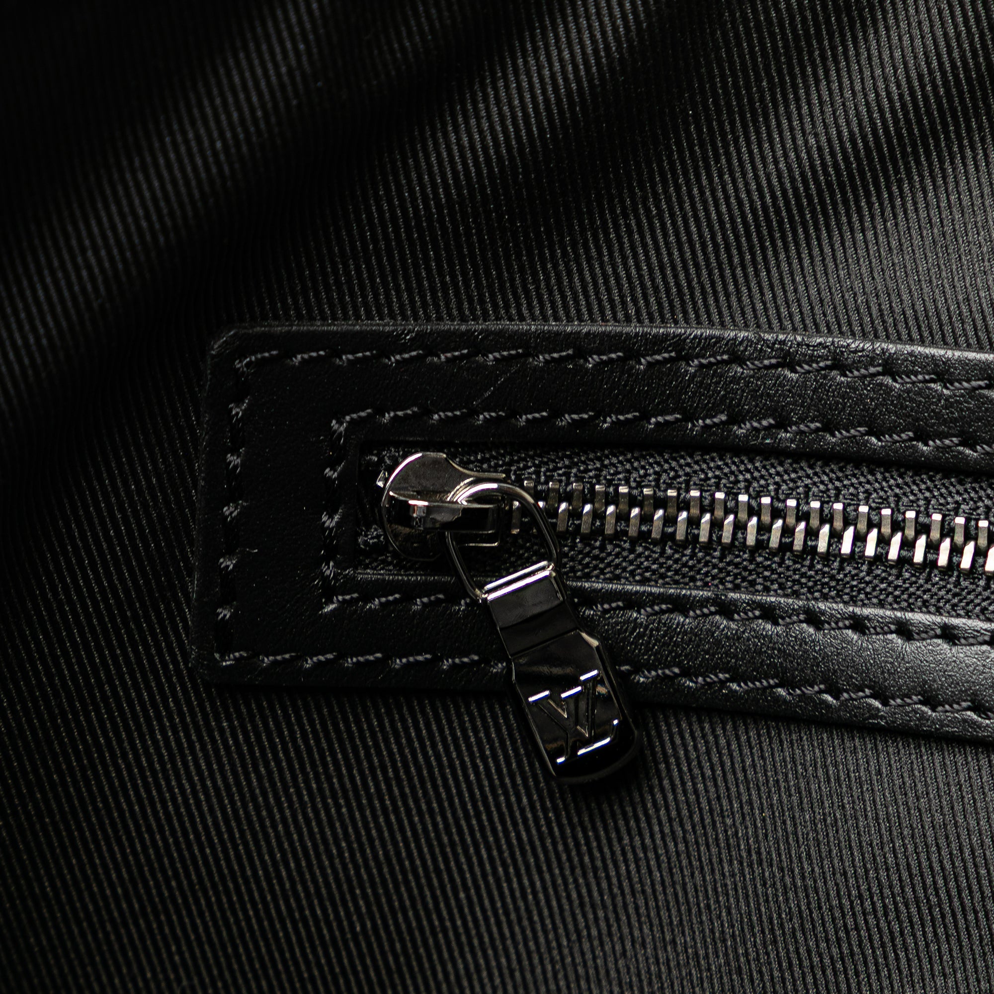 Monogram Eclipse Reverse Keepall Bandouliere 50